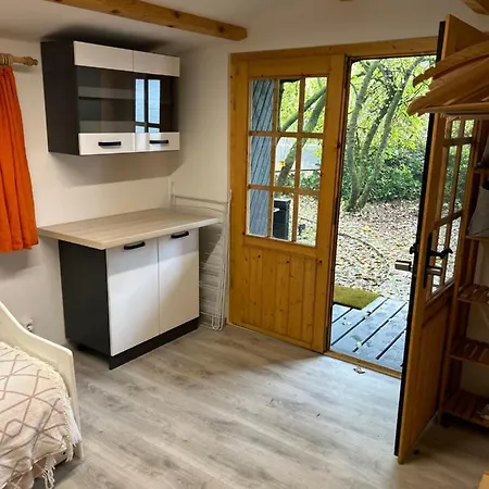 Tiny Haus Glamping - Natur Park